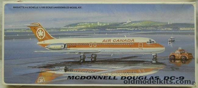 Maquettes M&B 1/100 McDonnell Douglas DC-9 With Tow Tractor - Air Canada - (ex Nitto), 101-428 plastic model kit